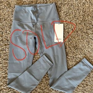 NWT Lululemon Wunder Under High Rise Tight (28”)